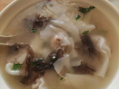 馄饨-宝光熏肉鞋底火烧(新街口店)