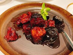 乌梅家烧糖醋黑豚骨-Yan Ting 宴庭中餐厅(上海静安瑞吉酒店)