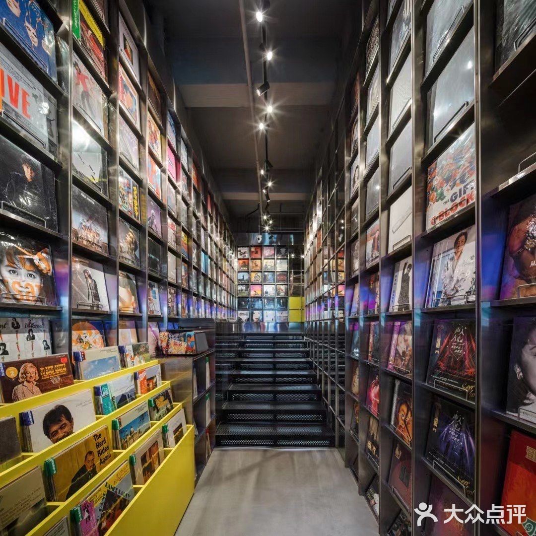 深圳新展|超级黑胶工厂，文青们的福音  