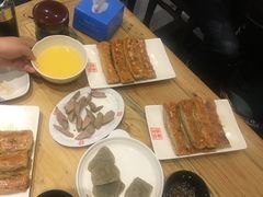 -左邻右舍褡裢火烧(石榴园店)