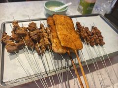 -嗨辣小聚·盘锦河蟹·海鲜烧烤龙虾(盘锦十年好店)