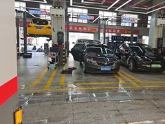 -哈贝卡汽车服务连锁(高新二路店)