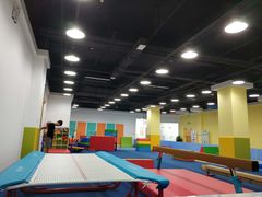 -蜩动儿童运动成长馆(恒生万鹂广场店)