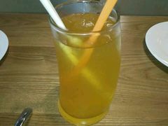 -樱花里音乐餐吧·牛扒椰子鸡(东圃店)