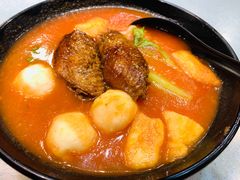 番茄汤底鸡翅波波肠米粉-华嫂冰室(尖沙咀店)