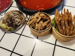 -鹿鸣山草本茶香火锅(园西路店)