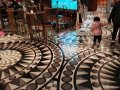 -K+全国连锁KTV(绿地缤纷天地店)
