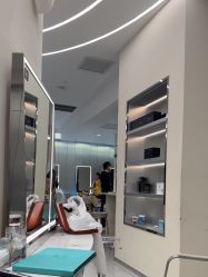 -PE SALON
