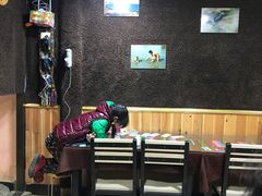 大堂-口口香小吃店