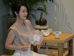 -深圳国际会展中心希尔顿酒店(前海华发冰雪世界店)