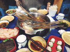 -马路边边·成都串串(翠柏路店)