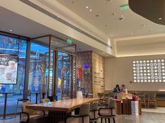 大堂-Tims天好咖啡·贝果(雁展路万象天地店)