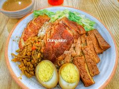-瑞霖·隆江猪脚饭