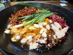 -周幺妹重庆老火锅(银泰城总店)