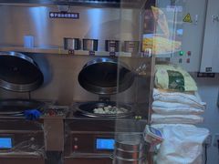 -小杨生煎(浦江欢乐颂店)