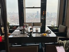 -唐拉雅秀酒店-西锦汇空中BBQ·思创餐厅