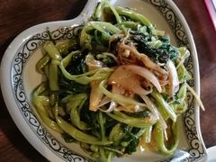 马拉盏炒通菜-大头虾越式风味餐厅(光明广场店)