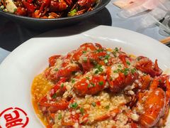 -肥肥虾庄·金牌油焖大虾(杨园滨江时代walk店)