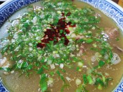 -泉儿头杂碎(杂碎师大店)