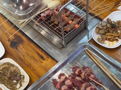 -哈尔滨小酒馆·鲜肉现穿自助烧烤(康新花园店)
