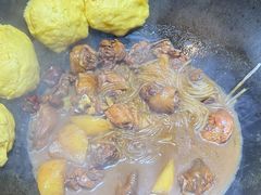 -锅老头海鲜铁锅炖