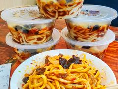 -王菊美食街