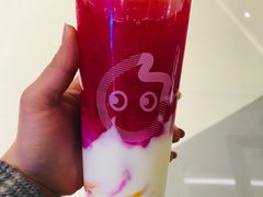 红果小姐姐-CoCo都可(西宸天街店)