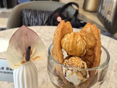 豆汁油条冰激凌-茶源Fountain Lounge大堂吧·北京东方君悦大酒店