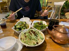 -霄汉牛三鲜湖北砂锅菜(万松园2店)