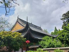 -龙华寺