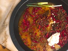 -黄潇洒老火锅(九眼桥宏济巷店)