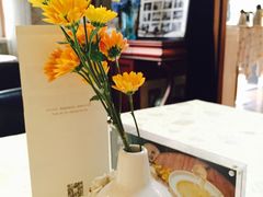-燕庭·纯燕窝·甜品下午茶(南京西路店)