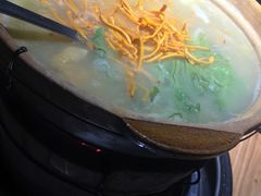 -捞围鲜·港式打边炉(海阳路店)