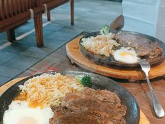 -豪享来牛排(人民店)
