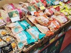 零售区-来伊份(解放路店)