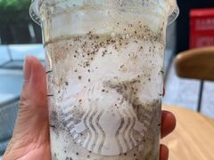 -星巴克(上海长宁来福士1F店)