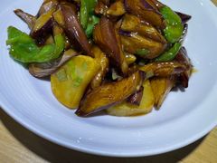 -关东小磨东北菜(上海长风大悦城店)