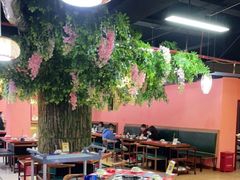 大堂-渔香岛美蛙鱼头火锅(威清路店)