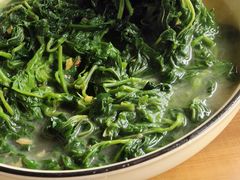 -银峰农庄·特色烧鸡·鲜无花果浸鸡