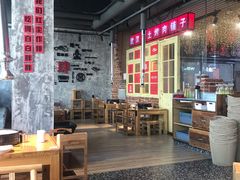 大堂-么肆烤肉·中式自助·烤肉大排档(街道口季佳PAI店)