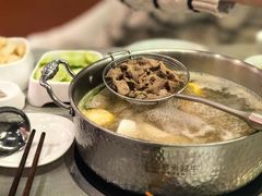 -宴全牛粤来越牛潮汕鲜牛肉火锅(海州万达广场店)