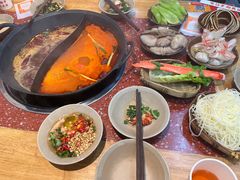 -赵美丽·重庆社区火锅·直营店(火车东站·中豪国际店)