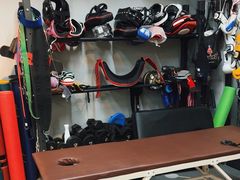 -Freedom Fitness私教健身俱乐部(徐虹北路店)