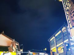 -南门头上美食街