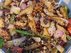-休记光头香辣蟹干锅(绵竹店)