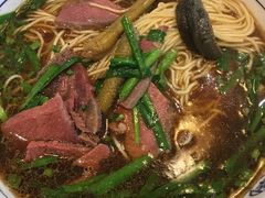 -镇南锅盖面馆(解放路店)