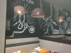 用餐区-管氏翅吧(台湾街店)
