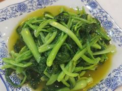 -七的湖·晚芳亭·阳澄湖农家菜·大闸蟹(莲花岛店)