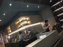 -瑞幸咖啡(外滩SOHO店)