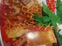 -叁煨蹄花·下饭盐帮菜(人民广场店)